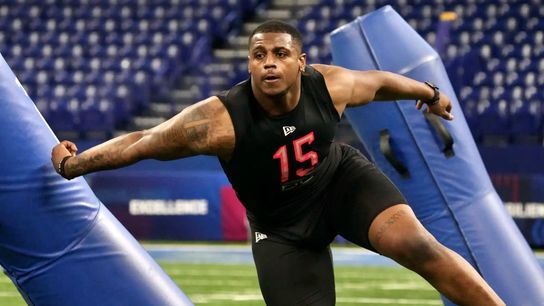 Steelers go back to Texas A&M for lineman Leal taken on the South Side (Steelers)